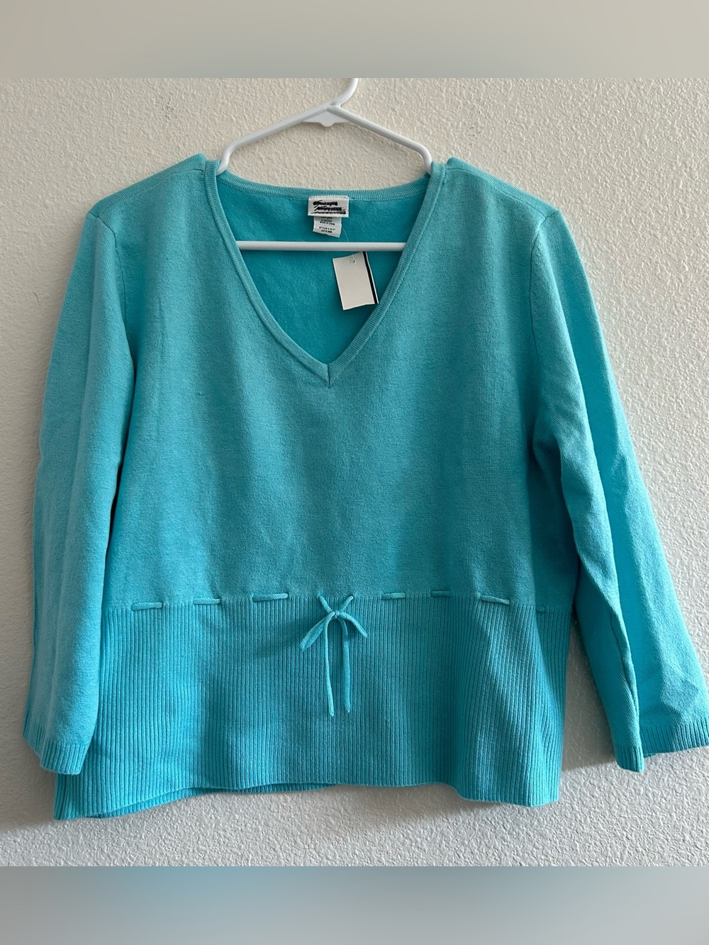 Giorgio Fiorlini Collection Turquoise V-Neck Sweater with Waist Tie